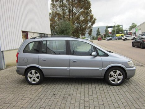 Opel Zafira - 1.6-16V Maxx met 140.000km - 1