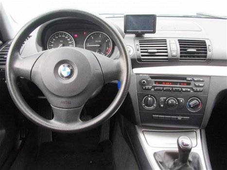 BMW 1-serie - 120d Business Line | Navigatie | Volledig onderhouden - 1