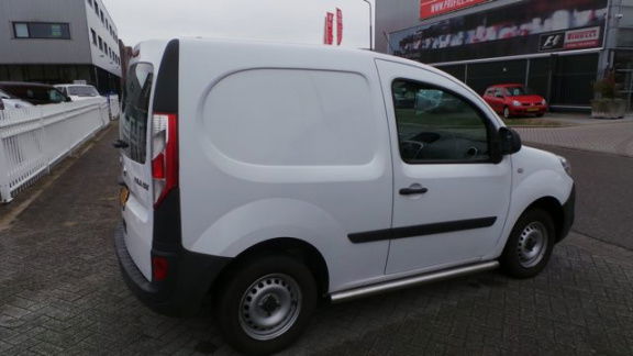 Renault Kangoo Express - 1.5 dCi 75 Express Compact Comfort S&S Navigatie, pdc - 1