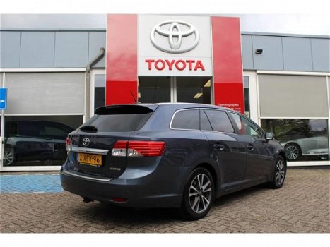 Toyota Avensis Wagon - 1.8 VVT-i Dynamic Business - 1