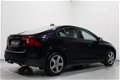 Volvo S60 - T4 180 pk Automaat Kinetic Navi, Cruise control, PDC, Trekhaak, Slechts 109 dkm NAP - 1 - Thumbnail