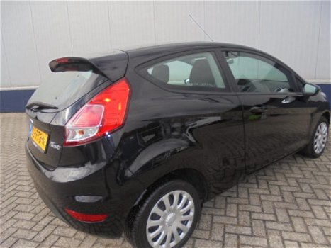 Ford Fiesta - 1.0 65PK 3D S/S Style Navigatie - 1