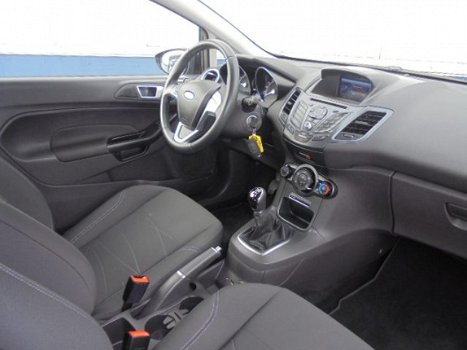 Ford Fiesta - 1.0 65PK 3D S/S Style Navigatie - 1