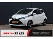 Toyota Aygo - 1.0 VVT-i X-Cite Aut. | Navigatie | Airco | Camera | Lm-wielen | LED | - 1 - Thumbnail