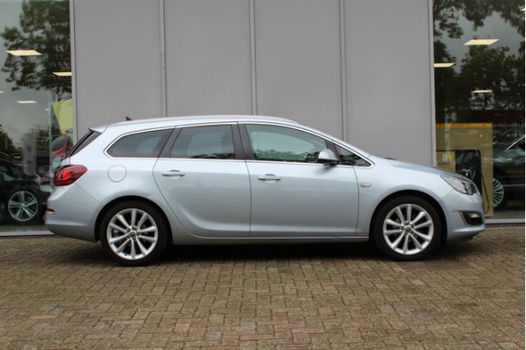 Opel Astra Sports Tourer - 1.4 TURBO COSMO | RIJKLAARPRIJS | Navi / Leder / 18inch - 1