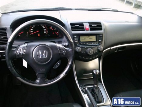 Honda Accord Tourer - ACCORD ; 2.0I AT - 1