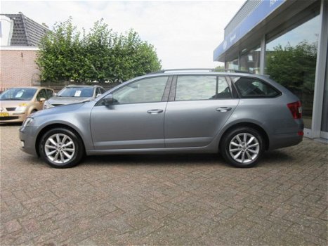 Skoda Octavia Combi - 1.4 TSI Greentech Elegance NAVIGATIE/ CLIMATRONIC/ CRUISE CONTROL - 1