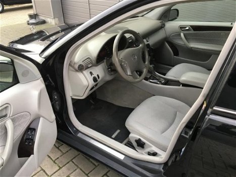 Mercedes-Benz C-klasse Combi - 220 CDI Elegance - 1