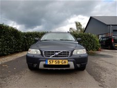 Volvo XC70 - 2.5 T Summum origineel Nederlandse auto met NAP. Voorzien van afneembare trekhaak