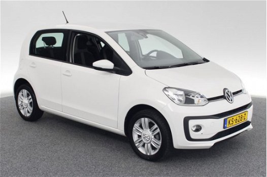 Volkswagen Up! - 1.075 PK high up AUTOMAAT AIRCO / CRUISE / PDC / LMV - 1