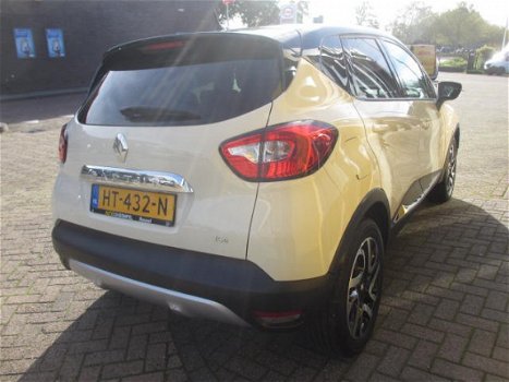 Renault Captur - TCe 90PK Xmod / NAVI/ LEDER/ CAMERA / PARKEERSENSOREN - 1