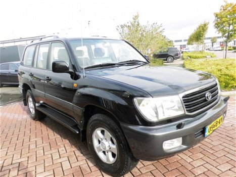 Toyota Land Cruiser V8 - 100 4.7i Executive NL. AUTO VOLEDIG DEALER ONDERHOUDEN - 1