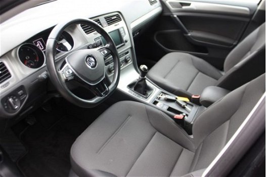 Volkswagen Golf Variant - 1.6 TDI MAG 1500KG TREKKEN NAVI CLIMA CRUISE PDC 17''LM-VELGEN DONKER GLAS - 1