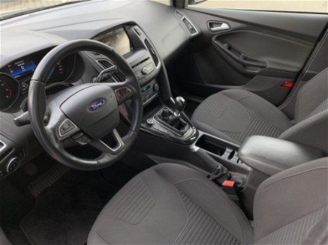 Ford Focus Wagon - 1.0 First Edition 125pk | Navigatie | Voorruitverwarming | parkeersensoren voor e - 1