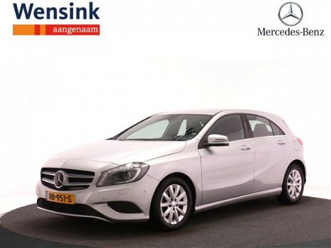 Mercedes-Benz A-klasse - 180 Ambition | Parkeerassistent | Bi-Xenon lampen | Comfortonderstel - 1