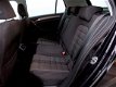 Volkswagen Golf - 1.6 TDI Comfortline Navi, Gr scherm, LMV, Clima - 1 - Thumbnail