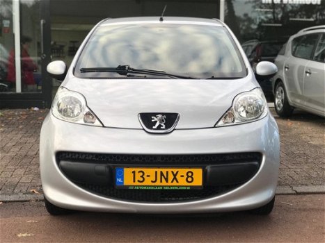 Peugeot 107 - 1.0-12V XS Urban Move Nieuwe ApkStuurbekrachtiging/Elec ramen - 1