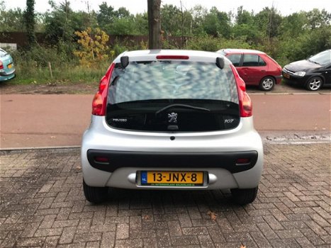 Peugeot 107 - 1.0-12V XS Urban Move Nieuwe ApkStuurbekrachtiging/Elec ramen - 1