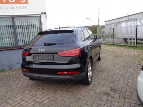 Audi Q3 - 2.0 TDI S Edition Q3 S-Line - 1