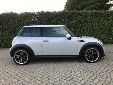 Mini Mini Cooper - 1.6 White silver-Exclusieve uitvoering - 1