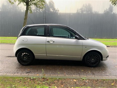 Lancia Y(psilon) - 1.4 Oro ✅NAP, AIRCO, BLUETOOTH, CRUISE, STUURBEKR - 1