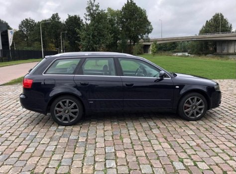 Audi A4 Avant - 3.0 TDI quattro edition - 1