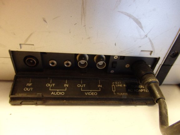 AKAI Power adapter + AKAI Video Cassette Recorder. - Afbeelding 8