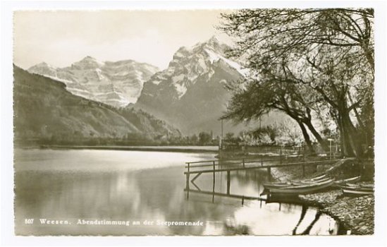 P001 Weesen Abendstimming an der Seepromenade / Zwitserland - 1