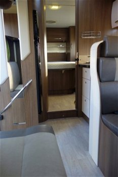 Chausson Welcome 718 EB Queensbed Garage Hefbed 2014 Nieuwstaat - 7