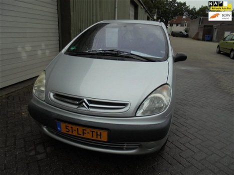 Citroën Xsara Picasso - 1.8i-16V Plaisir met nieuwe apk gehele nieuwe koppeling - 1