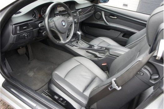 BMW 3-serie Cabrio - 320i aut, navi, leder - 1