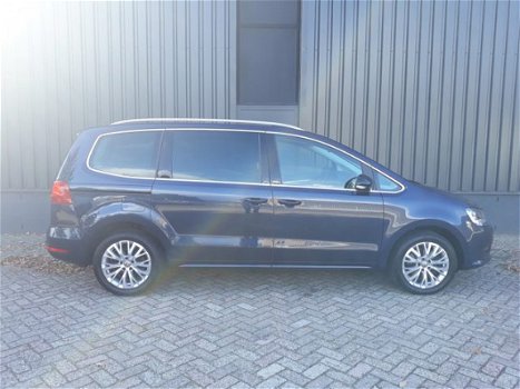 Volkswagen Sharan - 1.4TSi 150pk Style 6persoons RIJKLAAR perfect onderhouden automatische airco, cr - 1