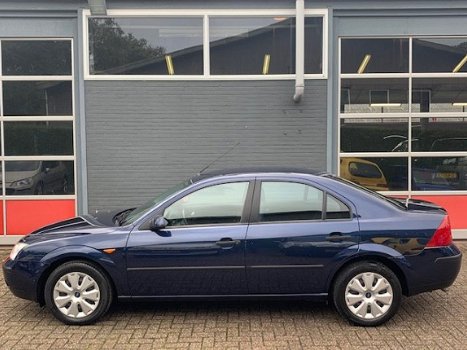 Ford Mondeo - 1.8-16V Cool Edition - 1