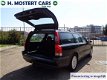 Volvo V70 - 2.4 T Comfort Line * AIRCO * 7 PERSOONS * LEDER * APK * GOED ONDERHOUDEN - 1 - Thumbnail