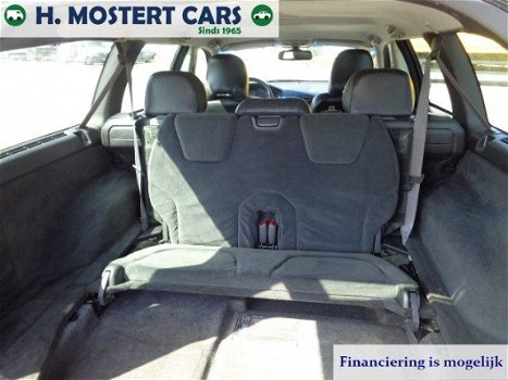 Volvo V70 - 2.4 T Comfort Line * AIRCO * 7 PERSOONS * LEDER * APK * GOED ONDERHOUDEN - 1