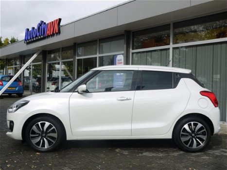 Suzuki Swift - 1.2 HYBRID STIJL CLIMA ADPT. CRUISE NAVI KEYLESS NL-AUTO - 1