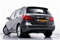 Mercedes-Benz B-klasse - 180 Ambition 1e Eigenaar Nenon Navi Airco LED LMV PDC - 1 - Thumbnail