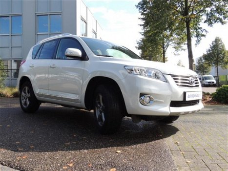 Toyota RAV4 - 2.0 VVTI EXECUTIVE Aut. Business/Afn trekhaak/Navi - 1