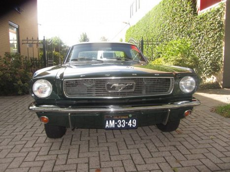 Ford Mustang - Coupe V 8 perfecte staat - 1