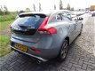 Volvo V40 - 2.0 D4 R-Design Business Navi Clima PDC Bluetooth Cruise - 1 - Thumbnail