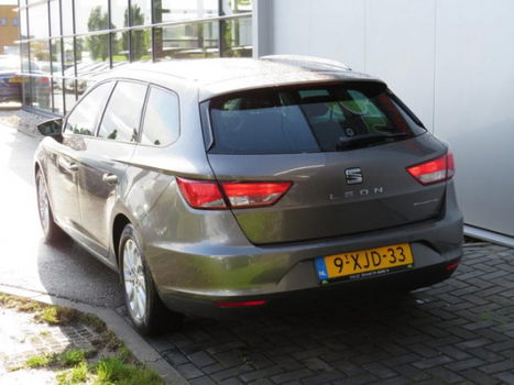 Seat Leon ST - 1.6 TDI Style Ecomotive Navi Clima PDC Bluetooth Cruise - 1