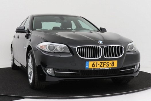 BMW 5-serie - 520i Executive | Navigatie | Org NL | Xenon | PDC - 1