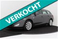 Opel Astra Sports Tourer - 1.4 Turbo Cosmo | Half leer | Parkeersensoren | Trekhaak - 1 - Thumbnail