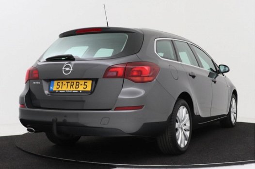 Opel Astra Sports Tourer - 1.4 Turbo Cosmo | Half leer | Parkeersensoren | Trekhaak - 1