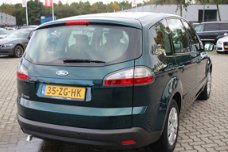 Ford S-Max - 2.0 Titanium Limited airco, climate control, radio cd speler , 7 persoons, elektrische