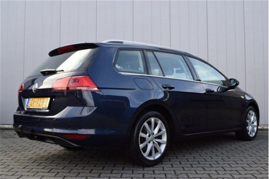 Volkswagen Golf Variant - 1.6 TDi Highline Half Leder, Sportstoelen, Full Map Navi, Trekhaak, Camera - 1