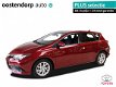 Toyota Auris - 1.2T Dynamic | Panoramadak | Cruise control | Navigatie | Climate control | Lm velgen - 1 - Thumbnail