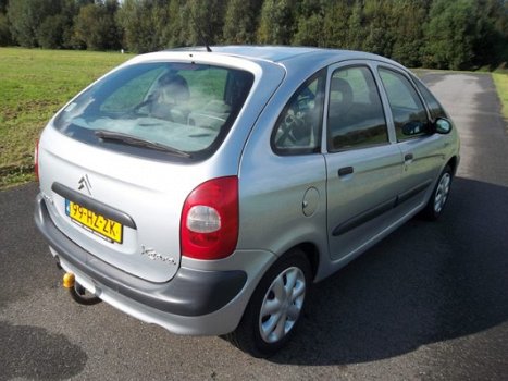 Citroën Xsara Picasso - 1.8i-16V Plaisir - 1