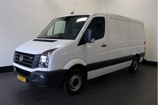 Volkswagen Crafter - 35 2.0 TDI L2H1 140PK - Airco - Cruise - Trekhaak - € 11.950, - Ex - 1