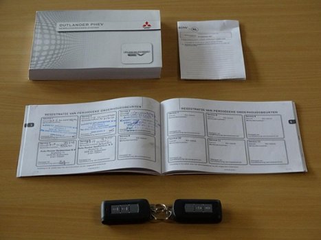 Mitsubishi Outlander - PHEV EDITION NAVI [EXCL BTW] - 1